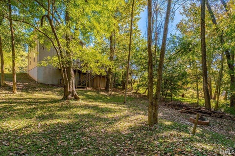 Tiny photo for 5899 Greensboro Drive, Newburgh, IN 47630 (MLS # 202643810)