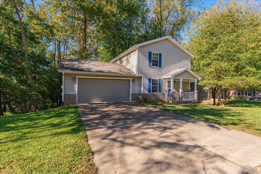 Photo of 5899 Greensboro Drive, Newburgh, IN 47630 (MLS # 202643810)