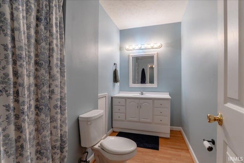 Tiny photo for 5899 Greensboro Drive, Newburgh, IN 47630 (MLS # 202643810)