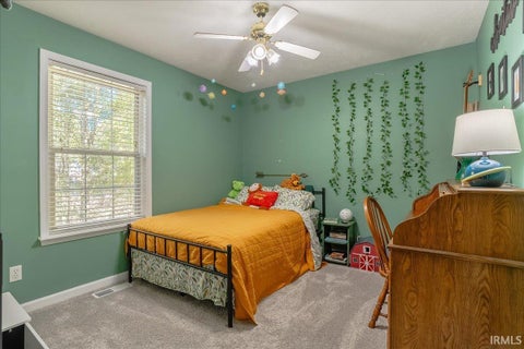 Tiny photo for 5899 Greensboro Drive, Newburgh, IN 47630 (MLS # 202643810)