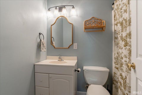 Tiny photo for 5899 Greensboro Drive, Newburgh, IN 47630 (MLS # 202643810)