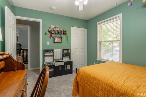 Tiny photo for 5899 Greensboro Drive, Newburgh, IN 47630 (MLS # 202643810)