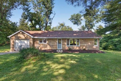 Photo of 4540 S Old State Road 37, Bloomington, IN 47401 (MLS # 202632219)