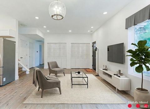 Tiny photo for 4024 Addison Street, South Bend, IN 46614 (MLS # 202613548)