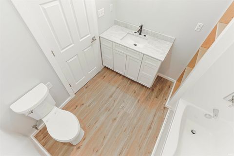 Tiny photo for 4024 Addison Street, South Bend, IN 46614 (MLS # 202613548)