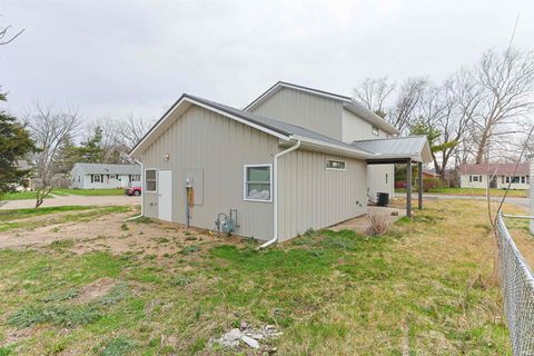 Tiny photo for 4024 Addison Street, South Bend, IN 46614 (MLS # 202613548)