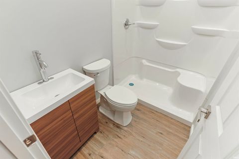 Tiny photo for 4024 Addison Street, South Bend, IN 46614 (MLS # 202613548)