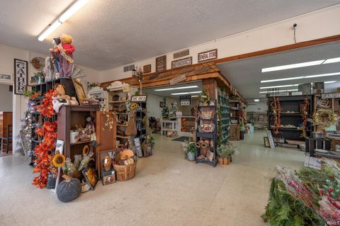 Tiny photo for 315 N Jefferson Street, Converse, IN 46919 (MLS # 202605089)