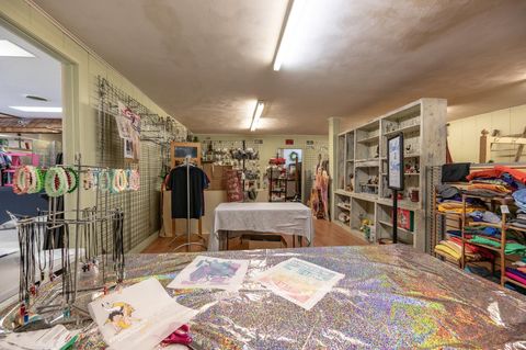 Tiny photo for 315 N Jefferson Street, Converse, IN 46919 (MLS # 202605089)