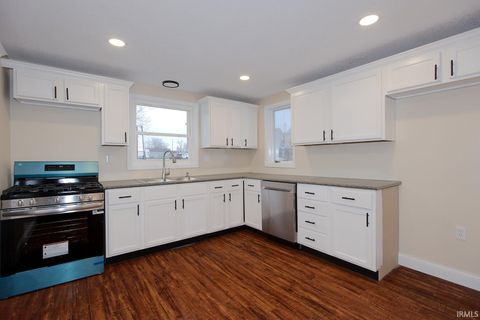 Tiny photo for 140 E Commerce Street, Macy, IN 46951 (MLS # 202600794)