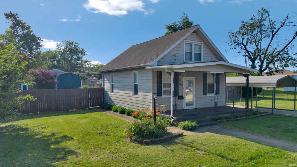 Photo of 2020 S Kerth Avenue, Evansville, IN 47714 (MLS # 202625984)
