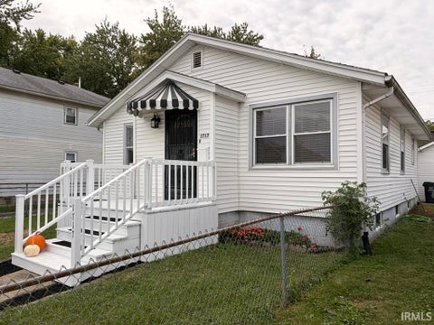Tiny photo for 1717 N Webster Street, Kokomo, IN 46901 (MLS # 202641041)