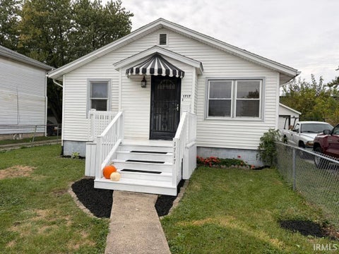 Tiny photo for 1717 N Webster Street, Kokomo, IN 46901 (MLS # 202641041)