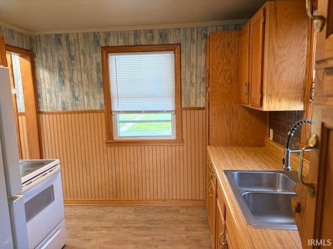 Tiny photo for 1717 N Webster Street, Kokomo, IN 46901 (MLS # 202641041)