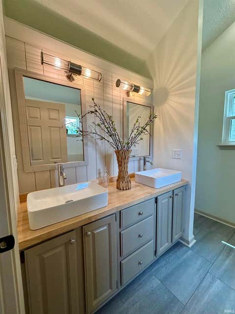 Tiny photo for 100 Goldersgreen Drive, Lafayette, IN 47905 (MLS # 202627256)
