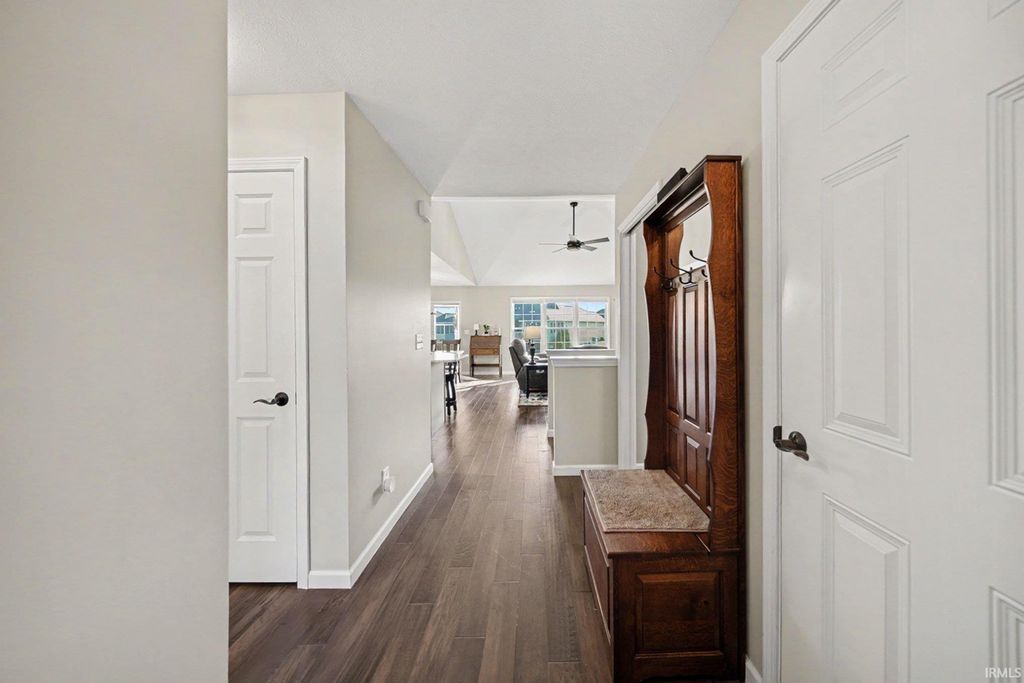 Photo of 242 River Park Drive, Middlebury, IN 46540 (MLS # 202615969)