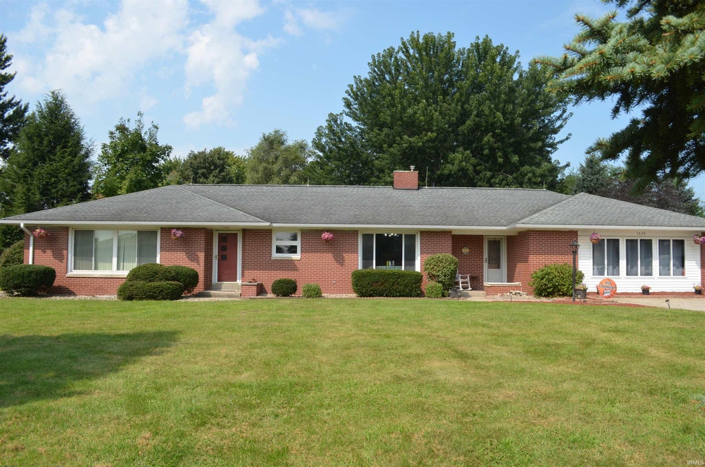 Photo of 1574 N Main Street, Nappanee, IN 46567 (MLS # 202635521)