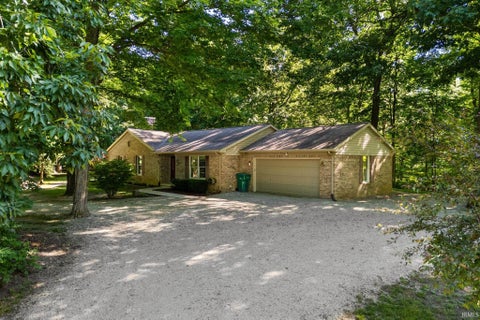 Photo of 8900 Kirkridge Lane, Lafayette, IN 47905 (MLS # 202623991)