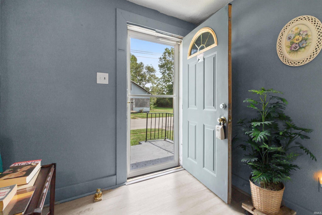 Photo of 2042 S Meridian Street, Marion, IN 46953 (MLS # 202639242)