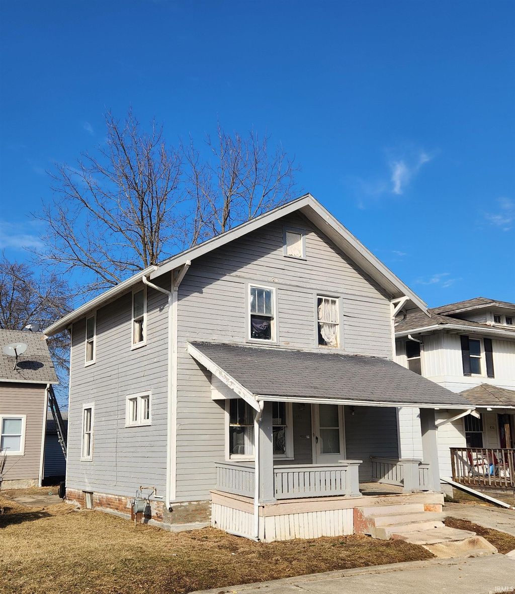 Photo of 460 Violet Court, Fort Wayne, IN 46807 (MLS # 202604917)