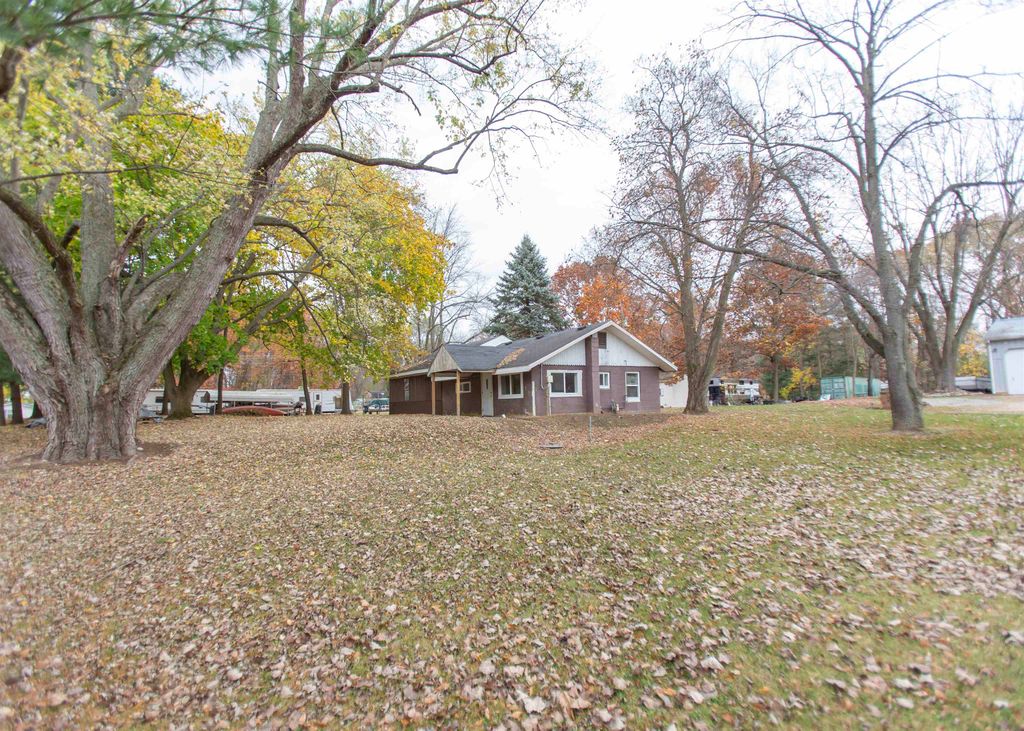 Photo of 6125 N 1065 W., Orland, IN 46776 (MLS # 202611401)