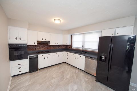 Tiny photo for 5 Samuel Court, Lafayette, IN 47905 (MLS # 202609820)