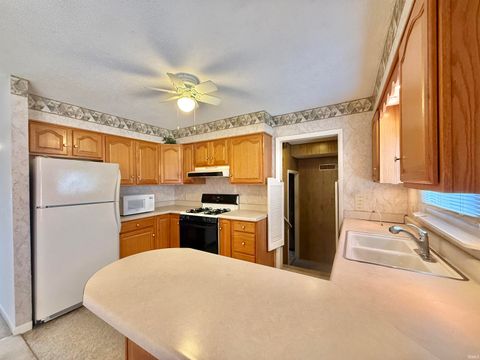 Tiny photo for 514 N First Street, Owensville, IN 47665 (MLS # 202630129)