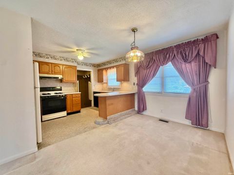 Tiny photo for 514 N First Street, Owensville, IN 47665 (MLS # 202630129)