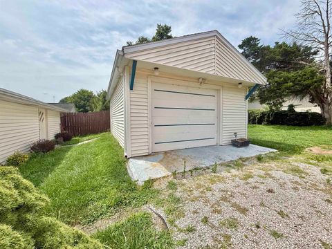 Tiny photo for 514 N First Street, Owensville, IN 47665 (MLS # 202630129)