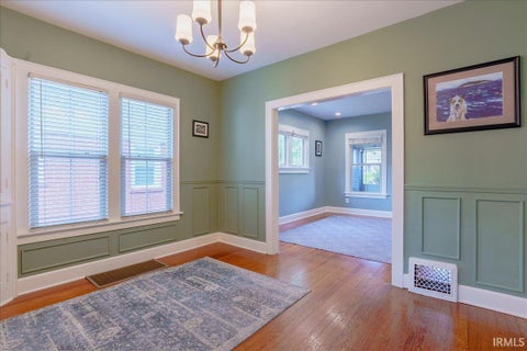Tiny photo for 703 S Frederick Street, Evansville, IN 47714 (MLS # 202632086)