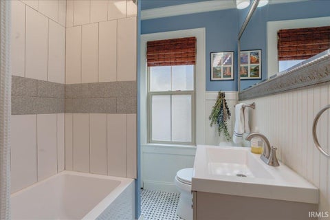Tiny photo for 703 S Frederick Street, Evansville, IN 47714 (MLS # 202632086)