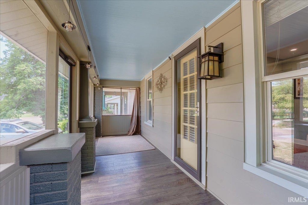 Photo of 703 S Frederick Street, Evansville, IN 47714 (MLS # 202632086)