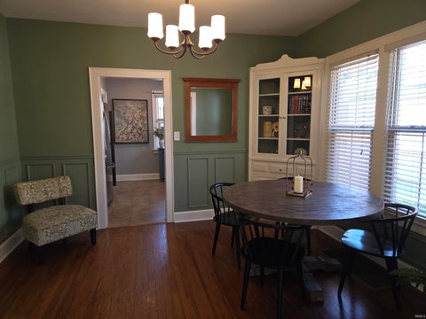 Tiny photo for 703 S Frederick Street, Evansville, IN 47714 (MLS # 202632086)