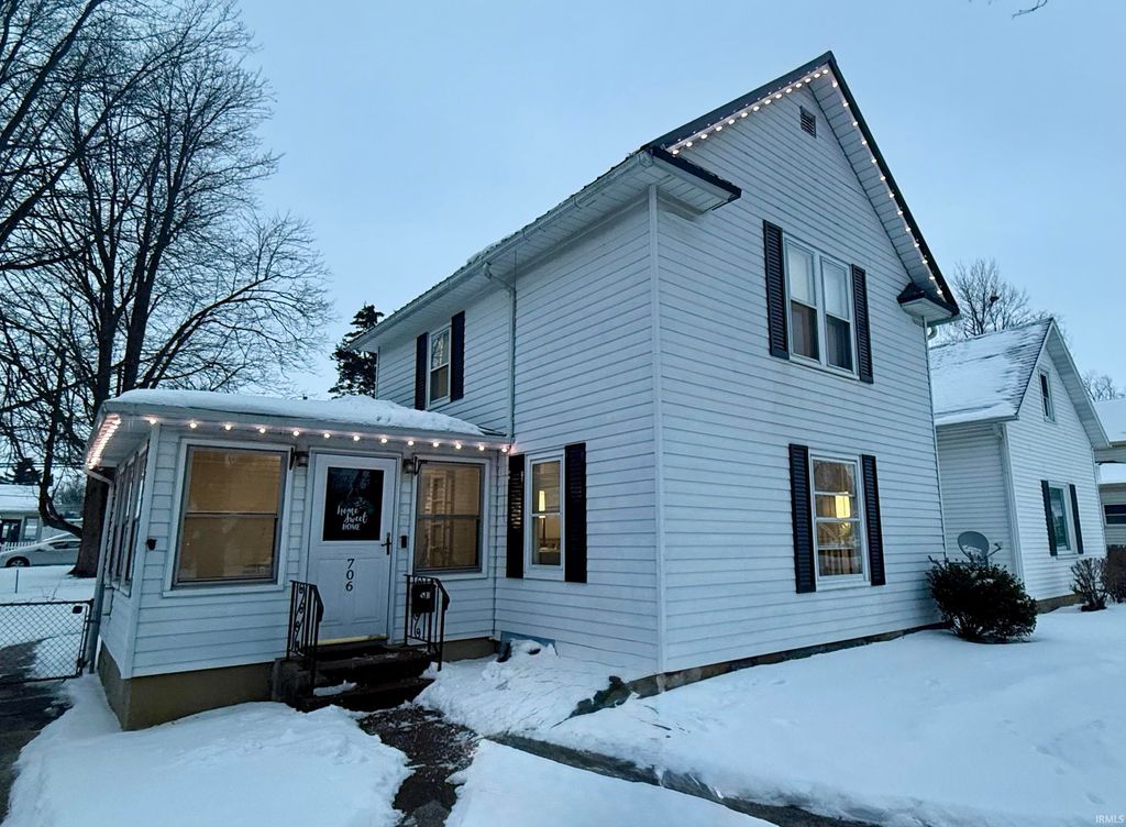 Photo of 706 E 9th Street, Auburn, IN 46706 (MLS # 202603317)