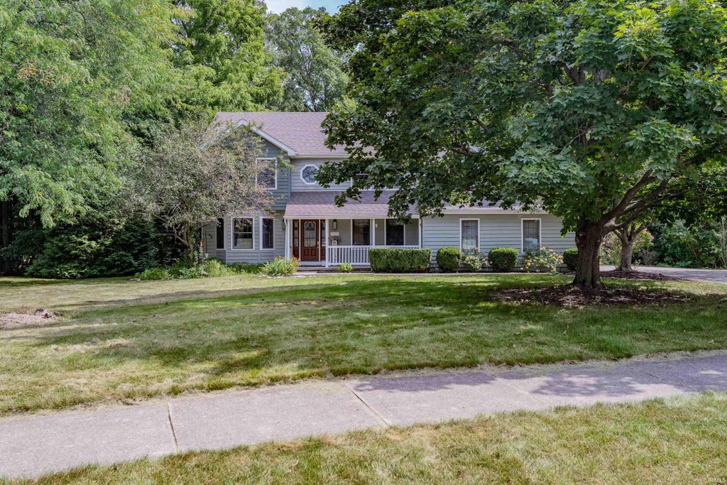 Photo of 7107 Pine Lake Road, Fort Wayne, IN 46814 (MLS # 202638709)