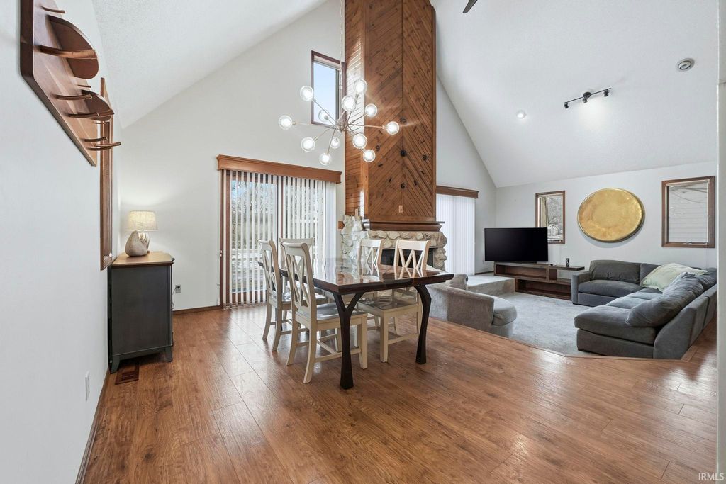 Photo of 7410 Diane Drive, Fort Wayne, IN 46835 (MLS # 202549131)