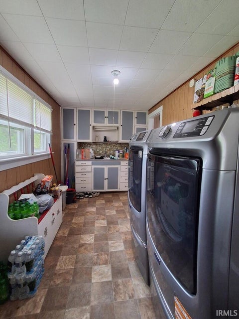 Tiny photo for 210 S Callahan Street, Lyons, IN 47443 (MLS # 202638819)