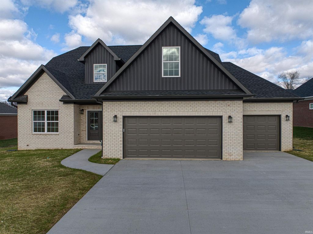 Photo of 3032 Lucerne Avenue, Evansville, IN 47725 (MLS # 202547651)