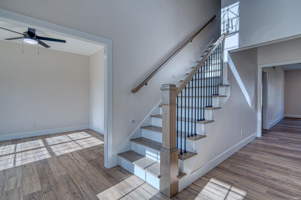 Photo of 3032 Lucerne Avenue, Evansville, IN 47725 (MLS # 202547651)