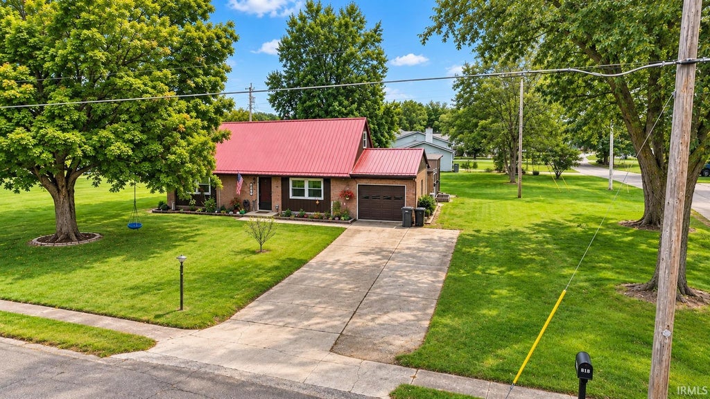 Photo of 1200 N Long Drive, Syracuse, IN 46567 (MLS # 202639305)