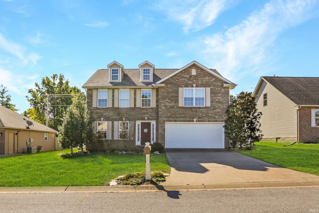 Photo of 2311 Belize Drive, Evansville, IN 47725 (MLS # 202543244)