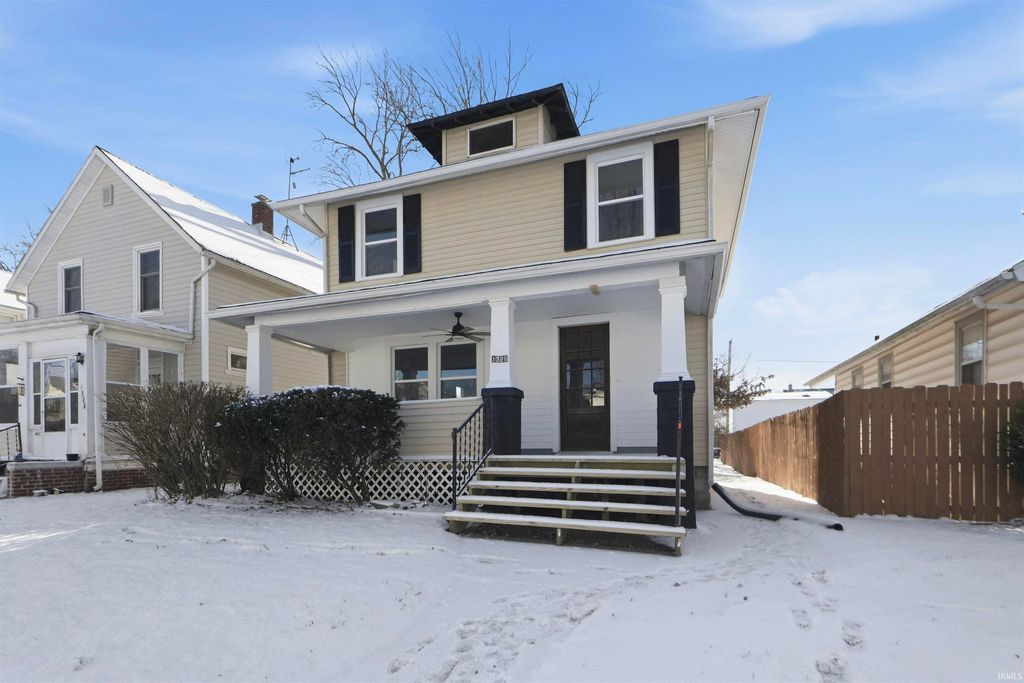 Photo of 1326 Dodge Avenue, Fort Wayne, IN 46805 (MLS # 202601794)