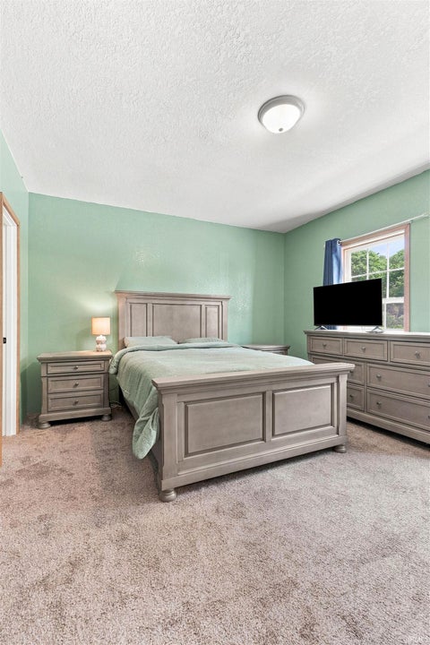 Tiny photo for 712 N Cavin Street, Ligonier, IN 46767 (MLS # 202634189)