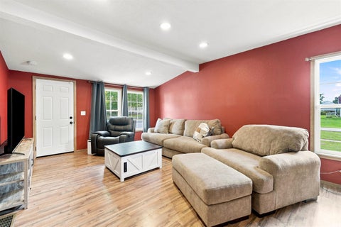 Tiny photo for 712 N Cavin Street, Ligonier, IN 46767 (MLS # 202634189)