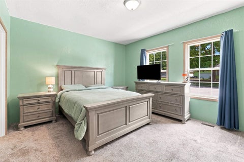 Tiny photo for 712 N Cavin Street, Ligonier, IN 46767 (MLS # 202634189)