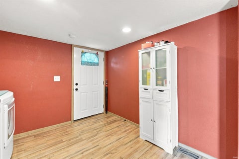 Tiny photo for 712 N Cavin Street, Ligonier, IN 46767 (MLS # 202634189)