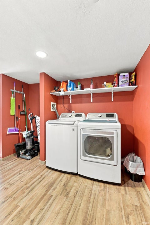 Tiny photo for 712 N Cavin Street, Ligonier, IN 46767 (MLS # 202634189)