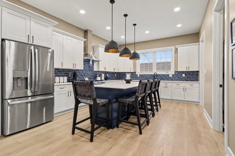 Tiny photo for 1253 Corby Boulevard #B, South Bend, IN 46617 (MLS # 202644938)