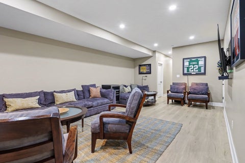 Tiny photo for 1253 Corby Boulevard #B, South Bend, IN 46617 (MLS # 202644938)