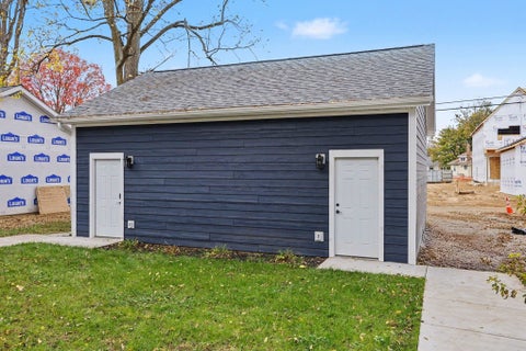 Tiny photo for 1253 Corby Boulevard #B, South Bend, IN 46617 (MLS # 202644938)